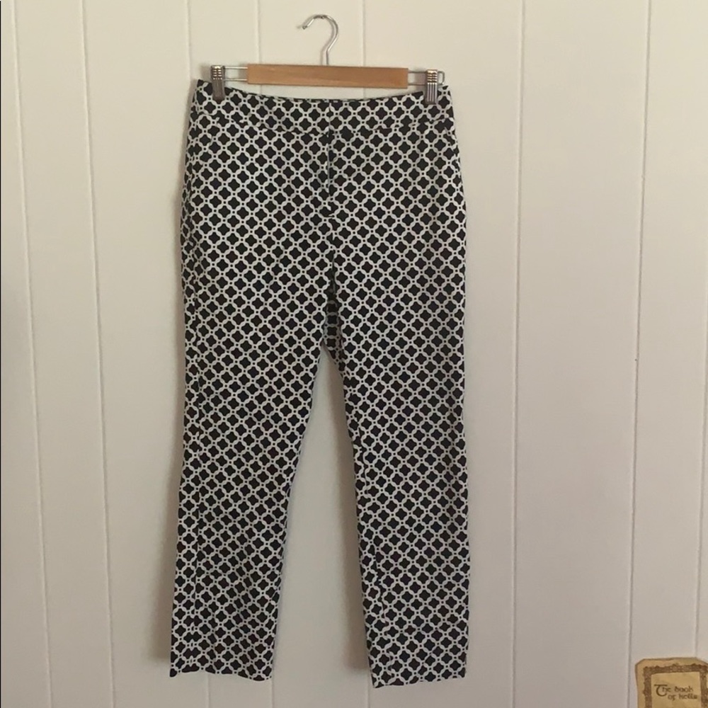 Dana Buchman Patterned Pants